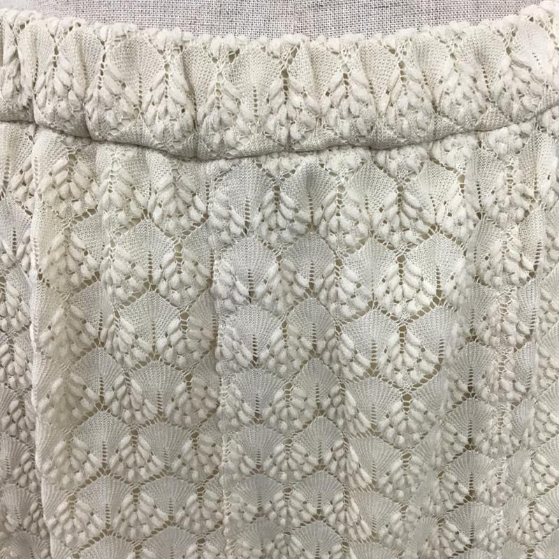 アパートバイローリーズ apart by lowrys スカート ロングスカート APSC1560AD リーフデザインロングスカート フレアスカート 総柄 M 総柄 アイボリー / アイボリー /  レディース USED 古着 中古 10103921