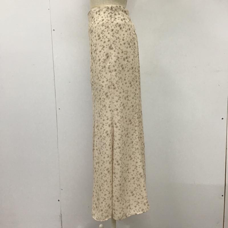 アースミュージックアンドエコロジー earth music&ecology スカート ロングスカート S 総柄 X 花柄 マルチカラー / マルチカラー /  レディース USED 古着 中古 10104048