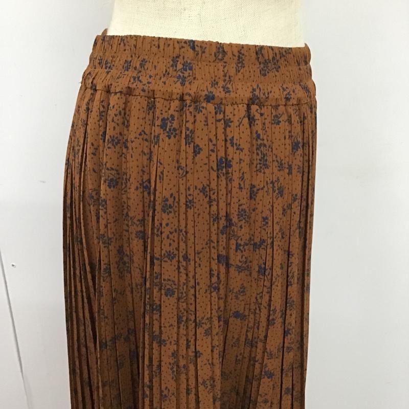 ナチュラルビューティーベーシック NATURAL BEAUTY BASIC スカート ロングスカート プリーツスカート M 総柄 茶 / ブラウン /  レディース USED 古着 中古 10104232