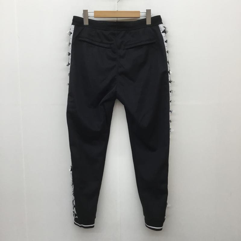 ナイキ NIKE ボトムス ボトムス ACRONYM アクロニウム Therma-FIT ニット パンツ CZ4676-010 L ロゴ、文字 黒 / ブラック /  メンズ USED 古着 中古 10104243