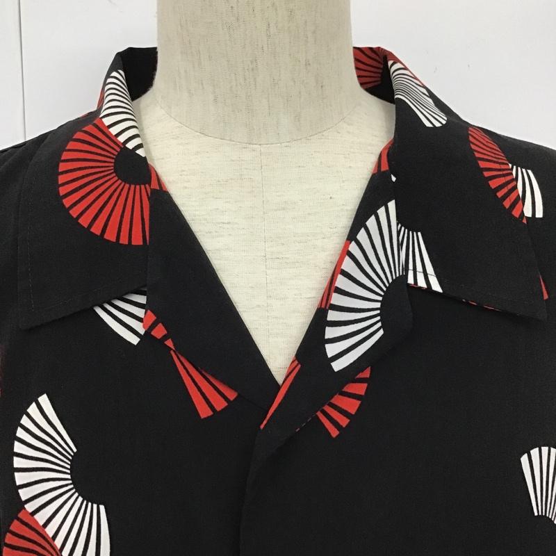 古着 USED シャツ、ブラウス 半袖 半袖シャツ カラーシャツ カジュアルシャツ 総柄 プリント 黒 / ブラック /  メンズ USED 古着 中古 10104358