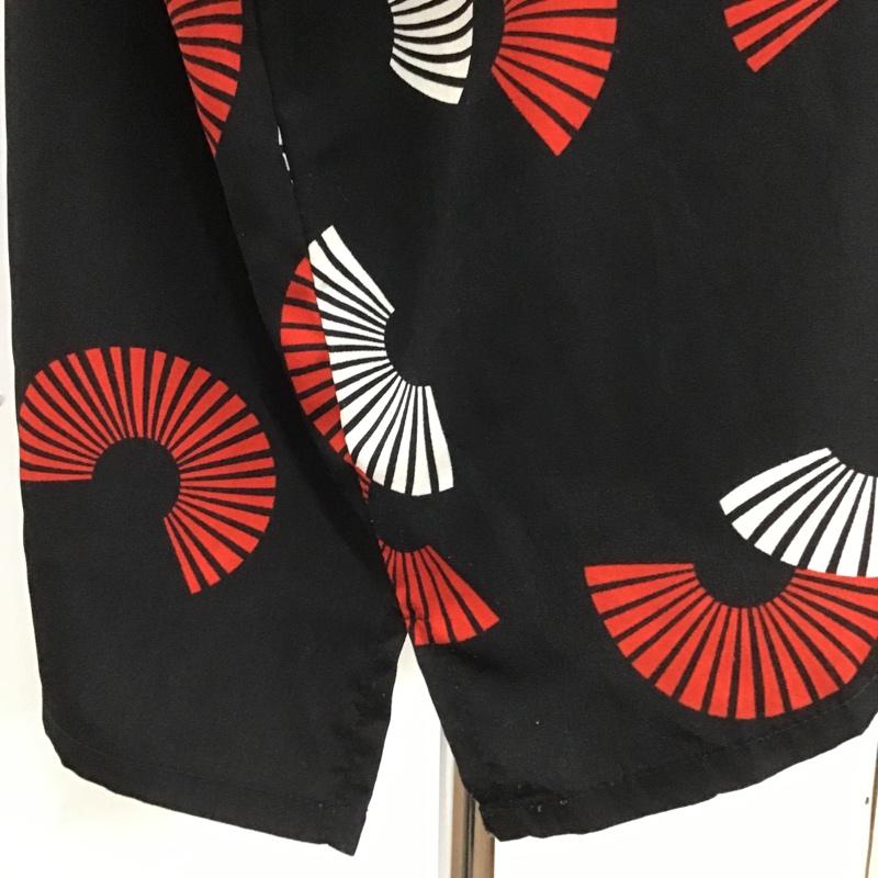 古着 USED シャツ、ブラウス 半袖 半袖シャツ カラーシャツ カジュアルシャツ 総柄 プリント 黒 / ブラック /  メンズ USED 古着 中古 10104358