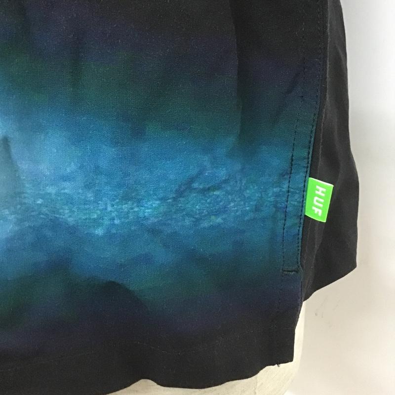 ハフ HUF シャツ、ブラウス 半袖 BU00155 半袖シャツ アロハシャツ 開襟シャツ リゾートシャツ M プリント 黒 / ブラック /  メンズ USED 古着 中古 10104370
