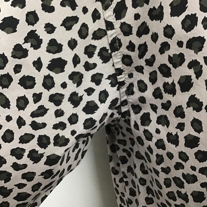 ロデオクラウンズワイドボウル RODEO CROWNS WIDE BOWL シャツ、ブラウス 半袖 421FSW30-1300 タイプライターオープンカラーシャツ 半袖シャツ カジュアルシャツ M ヒョウ柄・レオパード柄 灰 / グレー /  メンズ USED 古着 中古 10104425