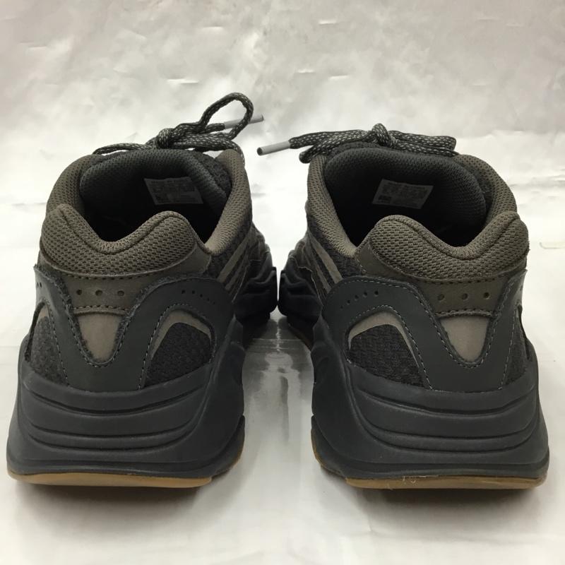 アディダス adidas スニーカー スニーカー EG6860 YEEZY BOOST 700 V2 26cm 箱有 26.0cm 無地 ダークグレー / ダークグレー /  メンズ USED 古着 中古 10104694