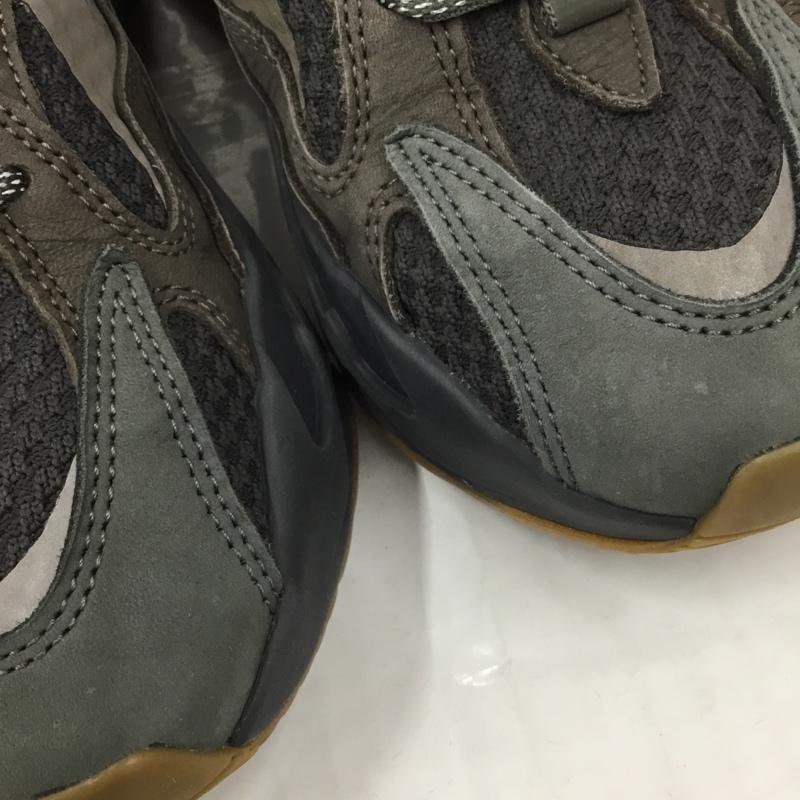 アディダス adidas スニーカー スニーカー EG6860 YEEZY BOOST 700 V2 26cm 箱有 26.0cm 無地 ダークグレー / ダークグレー /  メンズ USED 古着 中古 10104694