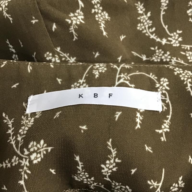 ケービーエフ KBF ワンピース ロングスカート 半袖ロングワンピース 総柄 花柄 フレアスカート 総柄 ベージュ / ベージュ /  レディース USED 古着 中古 10104778