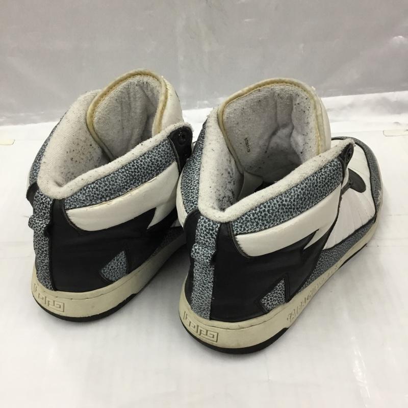 アベイシングエイプ A BATHING APE スニーカー スニーカー BAPESTA 28cm 28.0cm ロゴ、文字 白 / ホワイト / X 黒 / ブラック / X 灰 / グレー /  メンズ USED 古着 中古 10104784