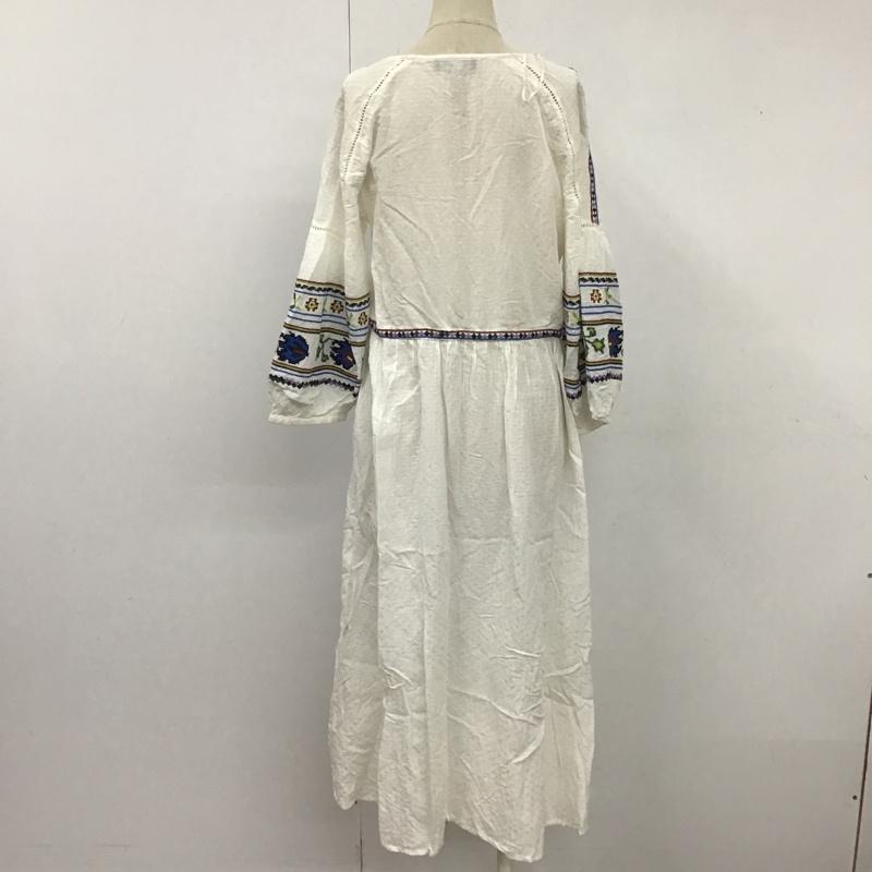 ザラティーアールエフ ZARA TRF ワンピース ロングスカート 7521 301 712 七分袖 前開き L 刺繍 白 / ホワイト /  レディース USED 古着 中古 10104838