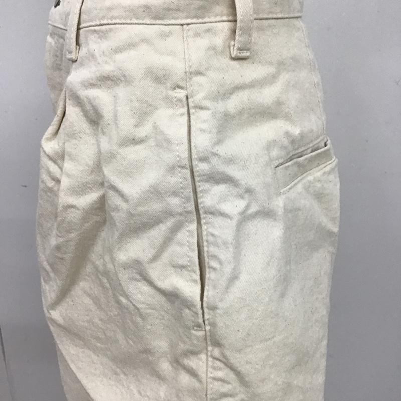 マウジー MOUSSY パンツ ショートパンツ 010EAA11-5530 DENIMFLAREショートパンツ ハーフパンツ カジュアルパンツ 1 無地 オフホワイト / オフホワイト /  レディース USED 古着 中古 10104959