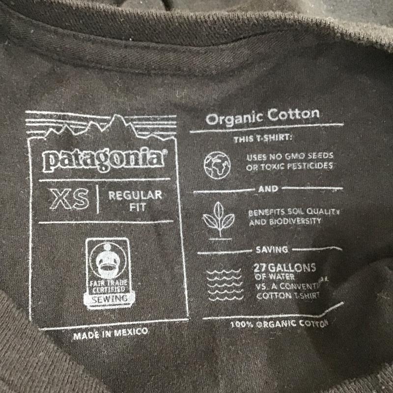 パタゴニア patagonia Tシャツ 半袖 半袖 XS ロゴ、文字 X プリント 黒 / ブラック /  メンズ USED 古着 中古 10105107