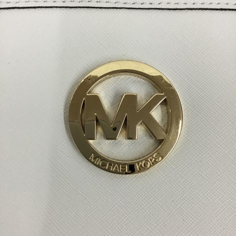 マイケルコース MICHAEL KORS ハンドバッグ ハンドバッグ 35F3GTVT5T レザー ロゴ、文字 白 / ホワイト / X 金 / ゴールド /  レディース USED 古着 中古 10105250