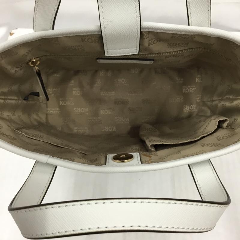 マイケルコース MICHAEL KORS ハンドバッグ ハンドバッグ 35F3GTVT5T レザー ロゴ、文字 白 / ホワイト / X 金 / ゴールド /  レディース USED 古着 中古 10105250