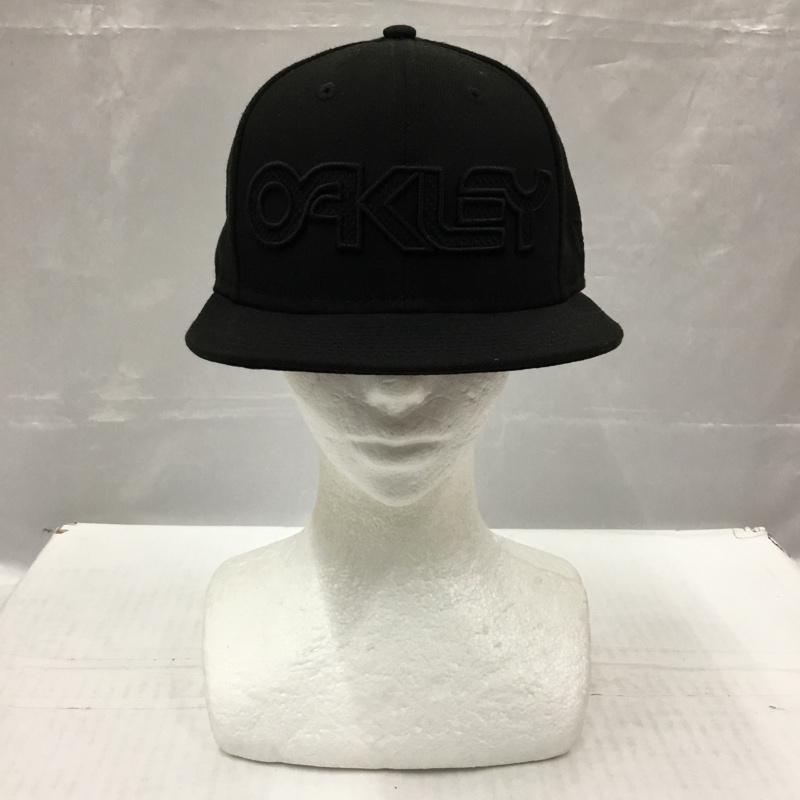 オークリー OAKLEY 帽子 キャップ NEW ERA スナップバック ロゴ、文字 黒 / ブラック /  メンズ USED 古着 中古 10105307