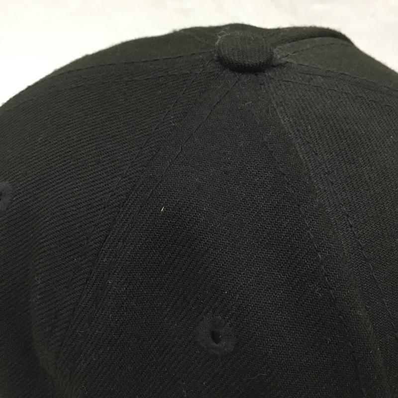 オークリー OAKLEY 帽子 キャップ NEW ERA スナップバック ロゴ、文字 黒 / ブラック /  メンズ USED 古着 中古 10105307