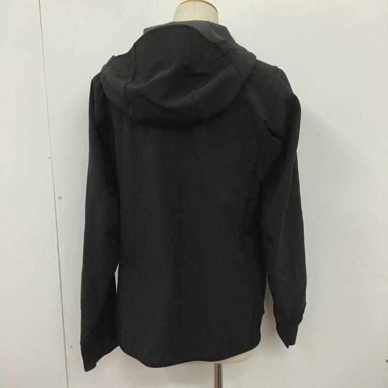 パタゴニア patagonia ジャケット、上着 ジャンパー、ブルゾン 83415FA16 マウンテンパーカー ジップアップジャケット パーカー アウター M ロゴ、文字 黒 / ブラック / X 紺 / ネイビー /  メンズ USED 古着 中古 10105317
