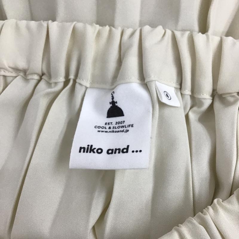 ニコアンド niko and... スカート ロングスカート ロングスカート カジュアルスカート フレアスカート プリーツスカート 4 無地 白 / ホワイト /  レディース USED 古着 中古 10105415