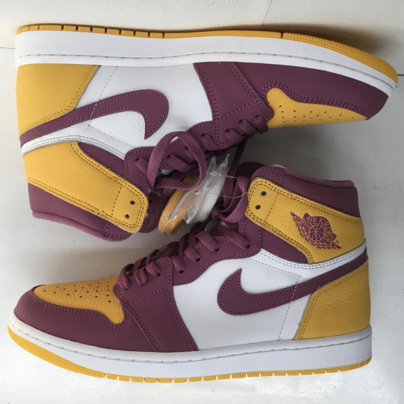 ナイキ NIKE スニーカー スニーカー AIR JORDAN 1 HIGH OG BROTHERHOOD エア ジョーダン 1 レトロ ハイ 555088-706 28.5cm ロゴ、文字 黄 / イエロー / X 紫 / パープル /  メンズ USED 古着 中古 10105525